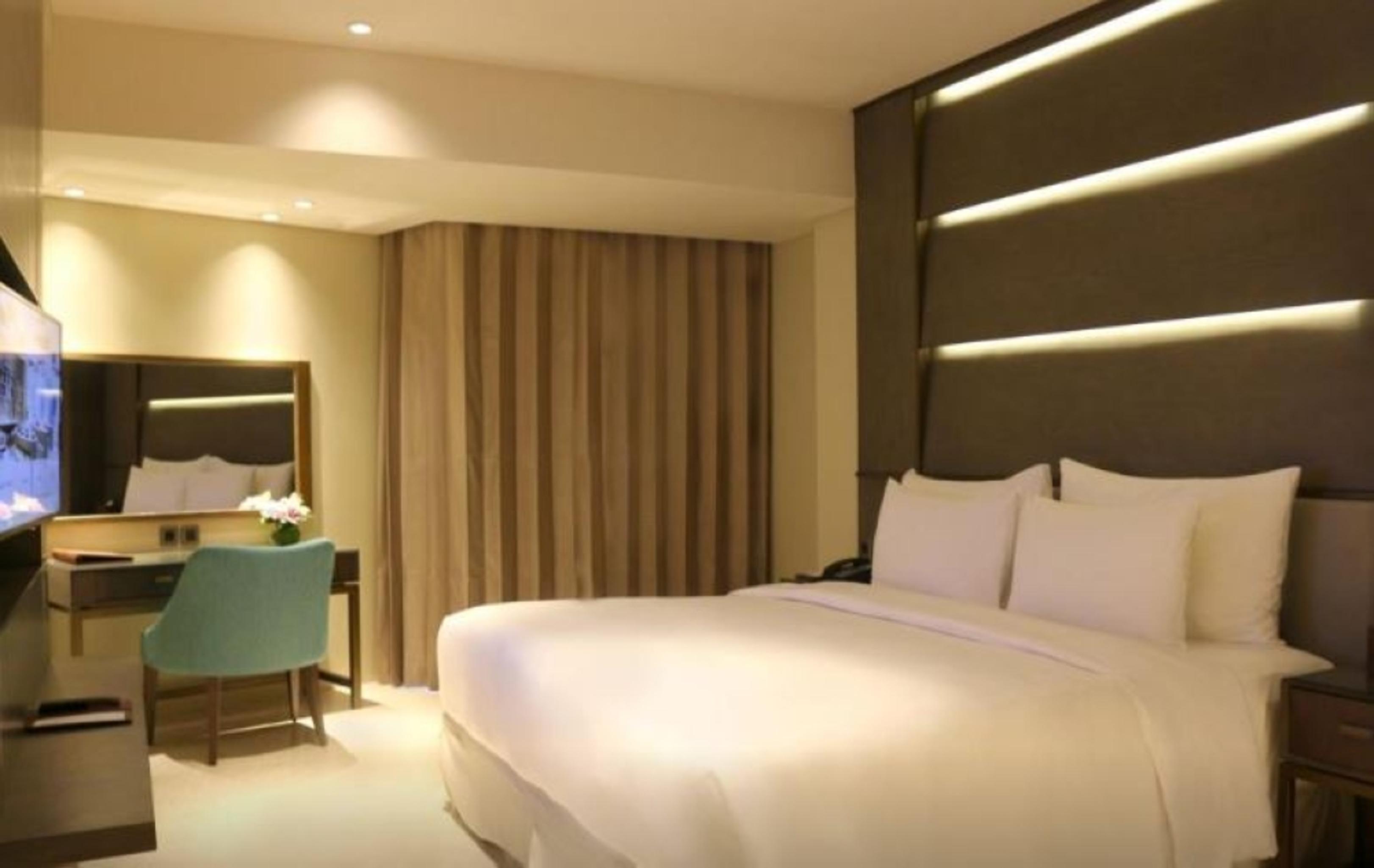Vasa Hotel Surabaya Exterior photo